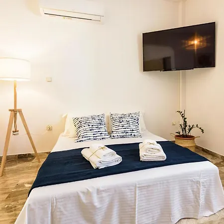 Cosy House Next To The Sea Parikia (Paros)