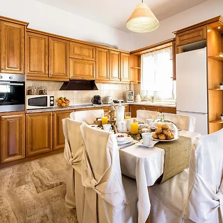 Apartment Cosy House Next To The Sea