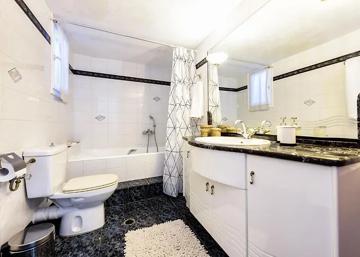 شقة Cosy House Next To The Sea *