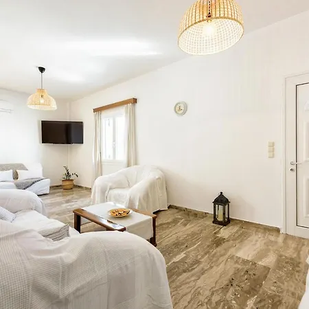 Apartment Cosy House Next To The Sea *